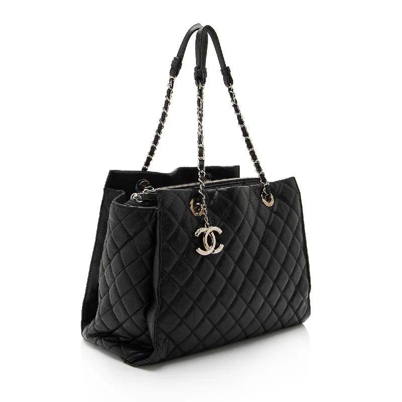 Chanel Lambskin Chic & Soft CC Large Shopping Tote (PxYWup)